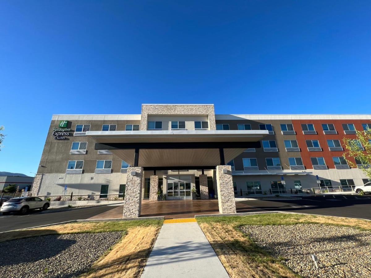 Holiday Inn Express & Suites - Ukiah By Ihg エクステリア 写真