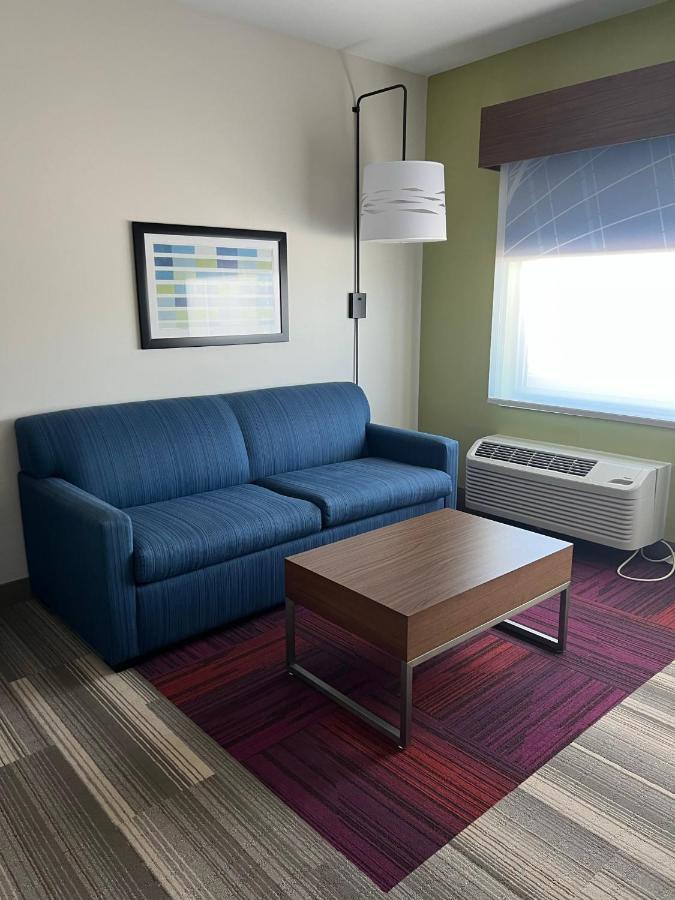 Holiday Inn Express & Suites - Ukiah By Ihg エクステリア 写真