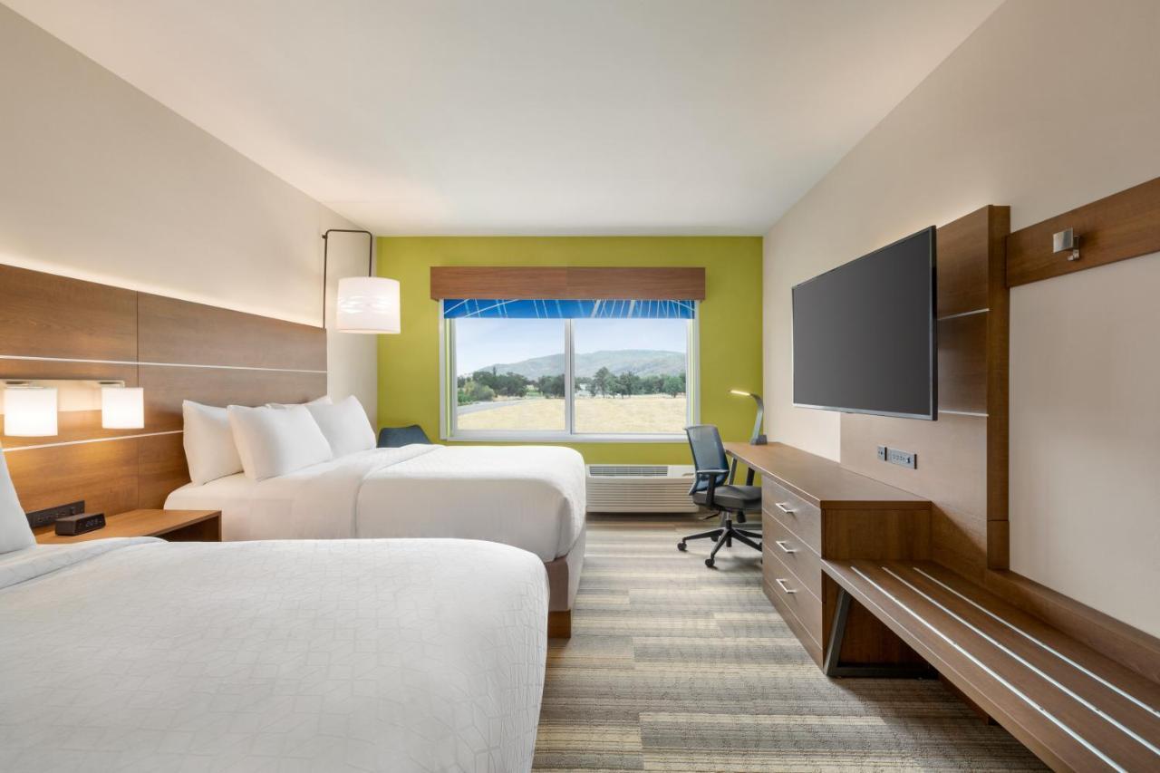 Holiday Inn Express & Suites - Ukiah By Ihg エクステリア 写真